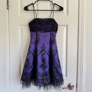 Morgan & Co. Purple Homecoming / Prom / Formal Juniors Dress